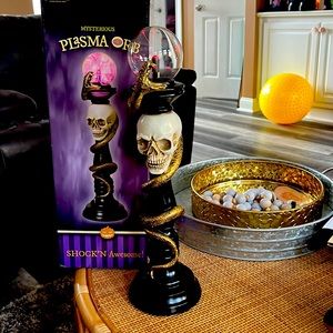 Halloween Mysterious Plasma Orb brand new with box!